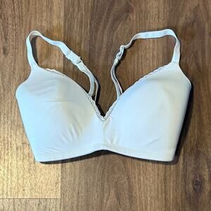 Aerie Women's White Lace Trim Bra Size 32DDD